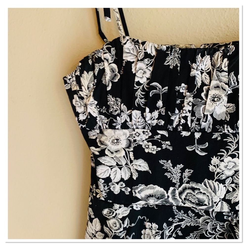 Voodoo Vixen Pin Up Dress Black White Floral Polka Dot Lace Trim Size XL - Picture 4 of 12